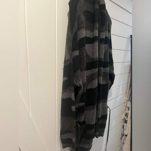 Nadia Aboulhosn x Love & Legend for Addition Elle Cardigan with belt - Picture 4 of 11